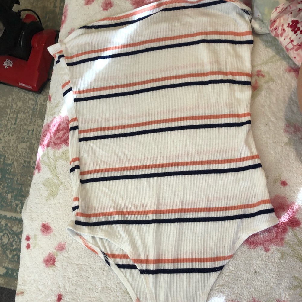 PACSUN STRAPLESS BODYSUIT